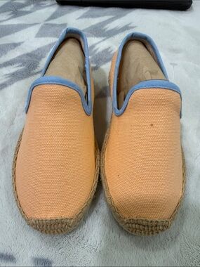 Soludos Peach Canvas Espadrilles with Light Blue Trim Size 13 Kids